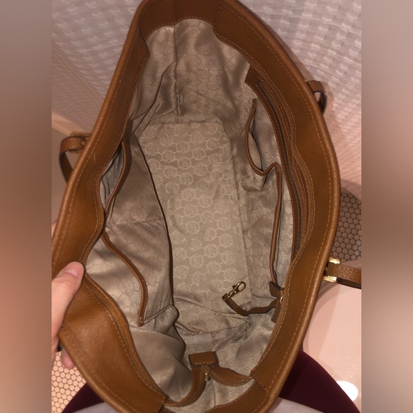 Michael Kors handbag - Picture 2 of 3